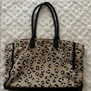 Leopard print tote bag